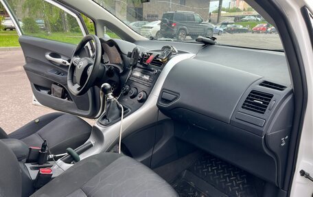 Toyota Auris II, 2012 год, 815 000 рублей, 13 фотография