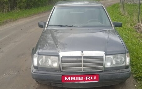 Mercedes-Benz W124, 1992 год, 235 000 рублей, 2 фотография