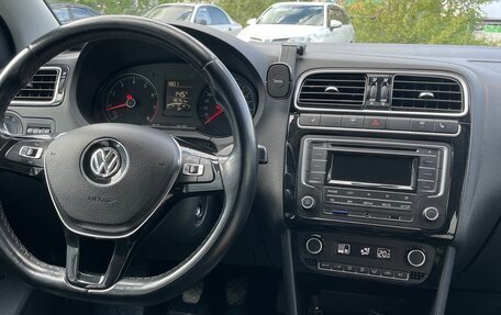 Volkswagen Polo VI (EU Market), 2017 год, 1 350 000 рублей, 18 фотография