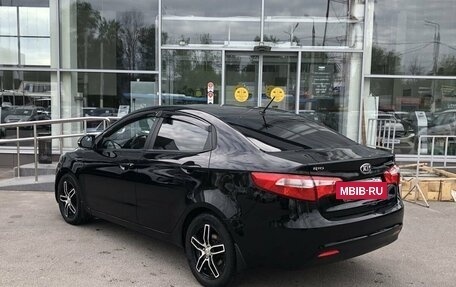 KIA Rio III рестайлинг, 2014 год, 900 000 рублей, 7 фотография