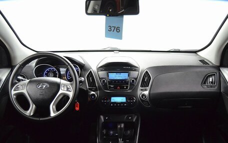 Hyundai ix35 I рестайлинг, 2010 год, 1 080 000 рублей, 18 фотография