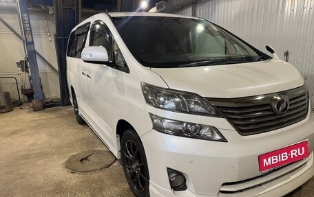 Toyota Vellfire I, 2010 год, 1 450 000 рублей, 1 фотография