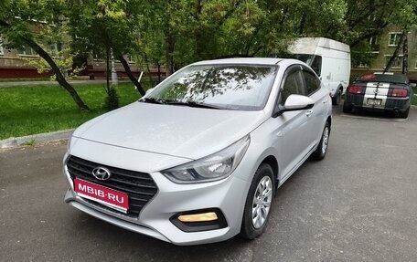 Hyundai Solaris II рестайлинг, 2017 год, 1 180 000 рублей, 1 фотография