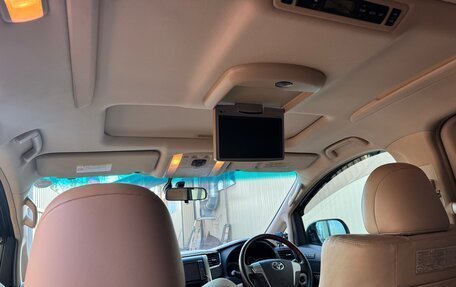 Toyota Vellfire I, 2010 год, 1 450 000 рублей, 12 фотография