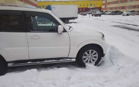 Mitsubishi Pajero IV, 2011 год, 1 250 000 рублей, 12 фотография