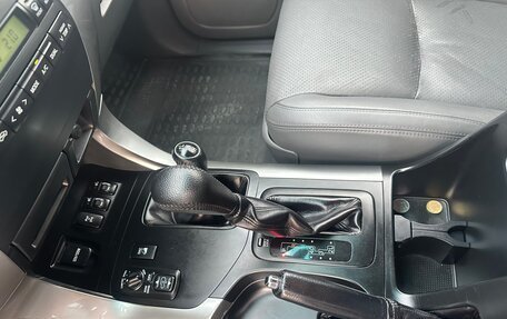 Toyota Land Cruiser Prado 120 рестайлинг, 2008 год, 2 970 000 рублей, 12 фотография
