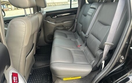Toyota Land Cruiser Prado 120 рестайлинг, 2008 год, 2 970 000 рублей, 15 фотография