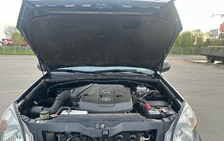 Toyota Land Cruiser Prado 120 рестайлинг, 2008 год, 2 970 000 рублей, 33 фотография
