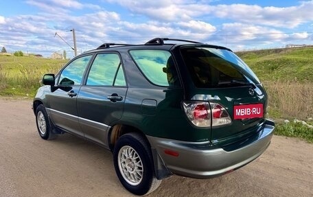 Lexus RX IV рестайлинг, 2001 год, 880 000 рублей, 4 фотография