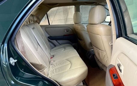 Lexus RX IV рестайлинг, 2001 год, 880 000 рублей, 19 фотография