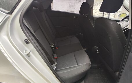 Hyundai Solaris II рестайлинг, 2017 год, 1 180 000 рублей, 14 фотография