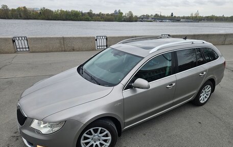 Skoda Superb III рестайлинг, 2012 год, 1 800 000 рублей, 3 фотография