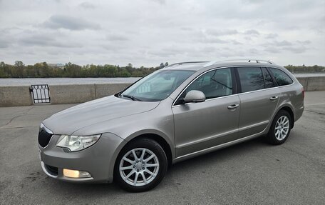 Skoda Superb III рестайлинг, 2012 год, 1 800 000 рублей, 7 фотография