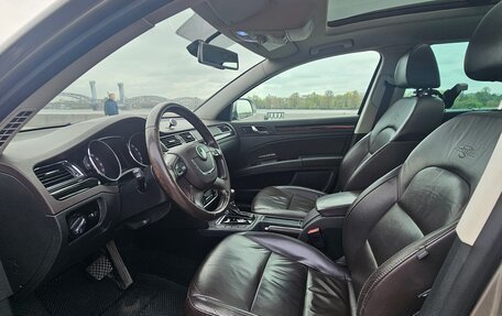 Skoda Superb III рестайлинг, 2012 год, 1 800 000 рублей, 17 фотография