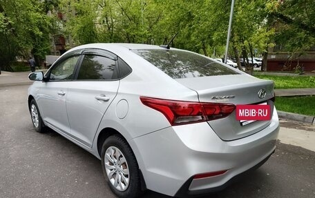 Hyundai Solaris II рестайлинг, 2017 год, 1 180 000 рублей, 8 фотография