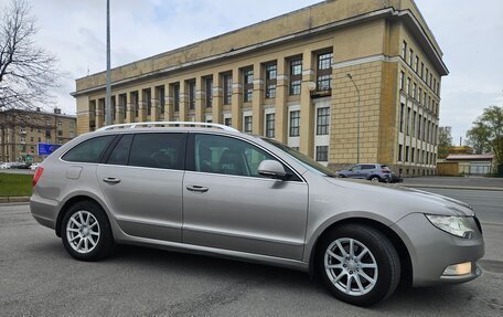Skoda Superb III рестайлинг, 2012 год, 1 800 000 рублей, 38 фотография