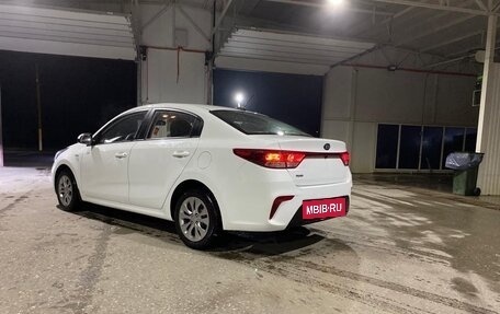KIA Rio IV, 2019 год, 1 250 000 рублей, 2 фотография