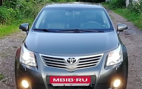 Toyota Avensis III рестайлинг, 2009 год, 1 330 000 рублей, 2 фотография