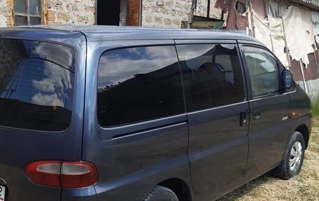 Hyundai H-1 II рестайлинг, 1998 год, 550 000 рублей, 2 фотография