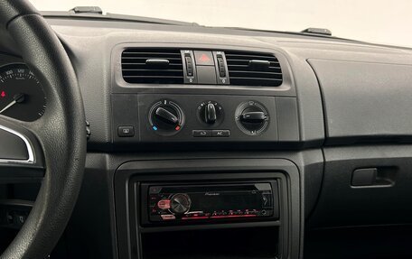 Skoda Fabia II, 2013 год, 542 100 рублей, 16 фотография