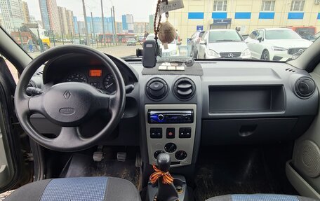 Renault Logan I, 2006 год, 115 000 рублей, 7 фотография