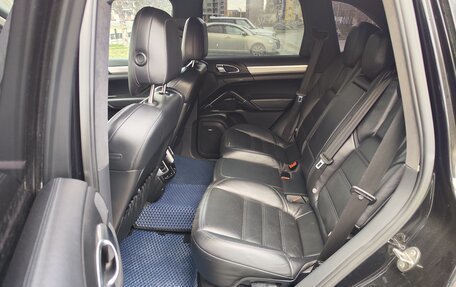 Porsche Cayenne III, 2010 год, 2 099 000 рублей, 11 фотография