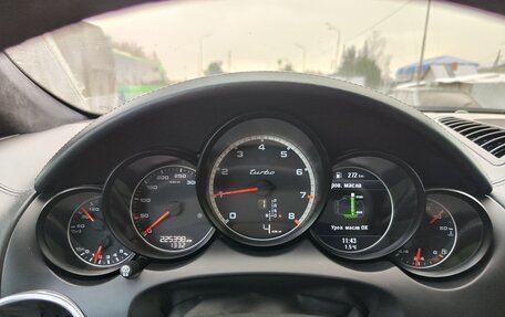 Porsche Cayenne III, 2010 год, 2 099 000 рублей, 16 фотография