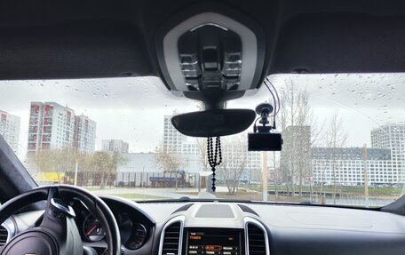 Porsche Cayenne III, 2010 год, 2 099 000 рублей, 15 фотография