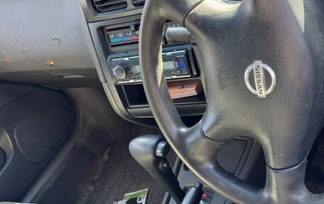 Nissan Expert, 2003 год, 150 000 рублей, 2 фотография