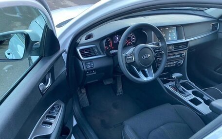 KIA Optima IV, 2019 год, 2 400 000 рублей, 10 фотография