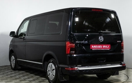 Volkswagen Caravelle T6 рестайлинг, 2021 год, 4 849 000 рублей, 7 фотография
