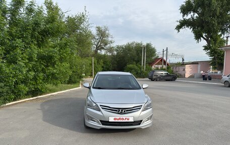 Hyundai Solaris II рестайлинг, 2014 год, 1 120 000 рублей, 2 фотография