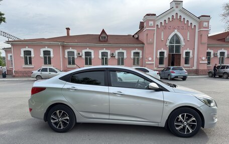 Hyundai Solaris II рестайлинг, 2014 год, 1 120 000 рублей, 6 фотография