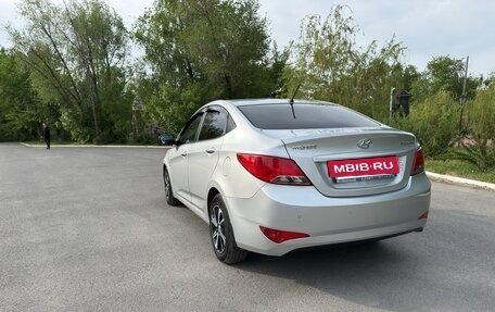 Hyundai Solaris II рестайлинг, 2014 год, 1 120 000 рублей, 11 фотография