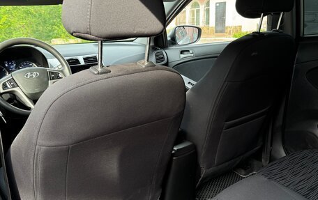 Hyundai Solaris II рестайлинг, 2014 год, 1 120 000 рублей, 24 фотография
