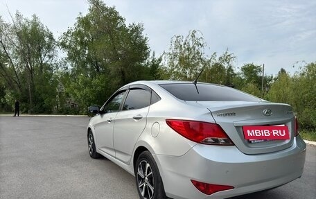 Hyundai Solaris II рестайлинг, 2014 год, 1 120 000 рублей, 12 фотография