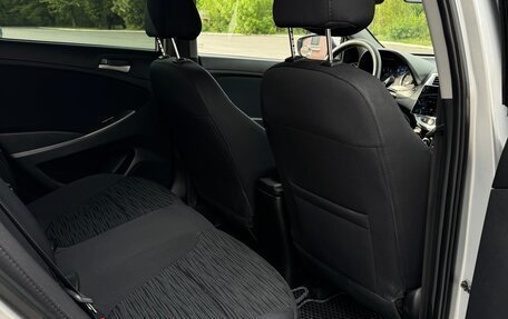 Hyundai Solaris II рестайлинг, 2014 год, 1 120 000 рублей, 23 фотография