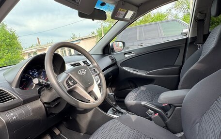Hyundai Solaris II рестайлинг, 2014 год, 1 120 000 рублей, 27 фотография