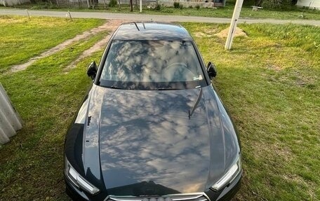 Audi A4, 2017 год, 2 860 000 рублей, 1 фотография