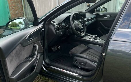 Audi A4, 2017 год, 2 860 000 рублей, 20 фотография