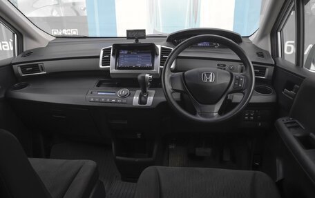 Honda Freed I, 2011 год, 1 299 000 рублей, 6 фотография