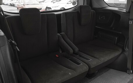 Honda Freed I, 2011 год, 1 299 000 рублей, 12 фотография