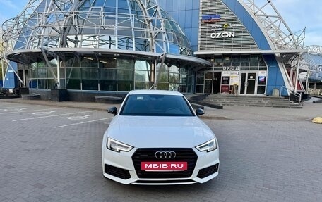 Audi A4, 2017 год, 3 000 000 рублей, 2 фотография