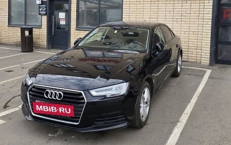 Audi A4, 2018 год, 2 450 000 рублей, 2 фотография