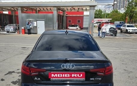 Audi A4, 2018 год, 2 450 000 рублей, 4 фотография