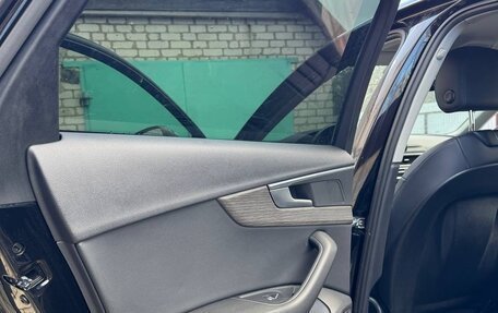 Audi A4, 2018 год, 2 450 000 рублей, 16 фотография