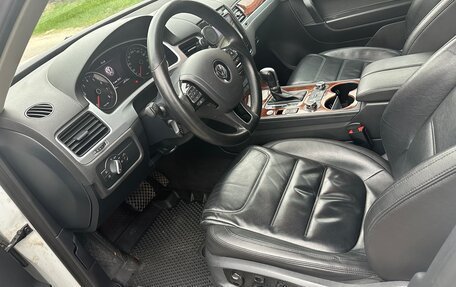 Volkswagen Touareg III, 2013 год, 3 000 000 рублей, 8 фотография