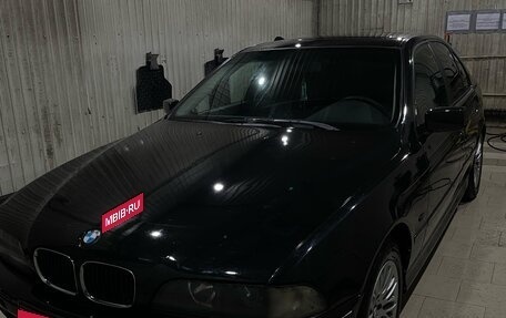 BMW 5 серия, 1998 год, 690 000 рублей, 12 фотография