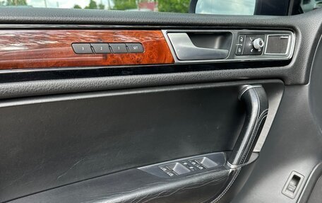 Volkswagen Touareg III, 2015 год, 2 290 990 рублей, 12 фотография