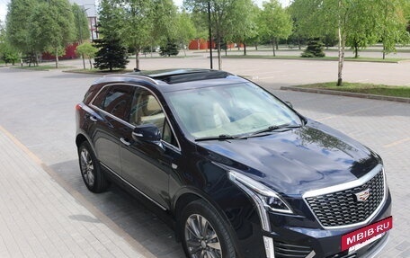 Cadillac XT5 I рестайлинг, 2020 год, 3 990 000 рублей, 2 фотография